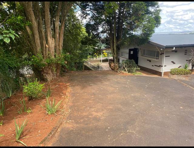 3 BEDROOM HOUSE TO LET IN CLARENDON